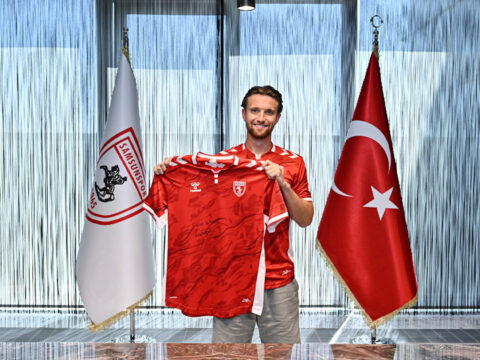 Samsunspor iskoc orta saha elliot watti kadrosuna katti Y7Z3cyX6