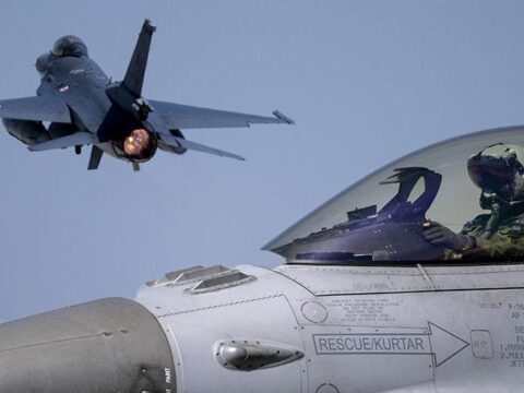 Turk f 16lari baltik semalarinda gorevde 724 alarm nobeti basladi c69zuZOd